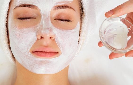 Mascarillas de yogur para suavizar arrugas y prevenir el envejecimiento